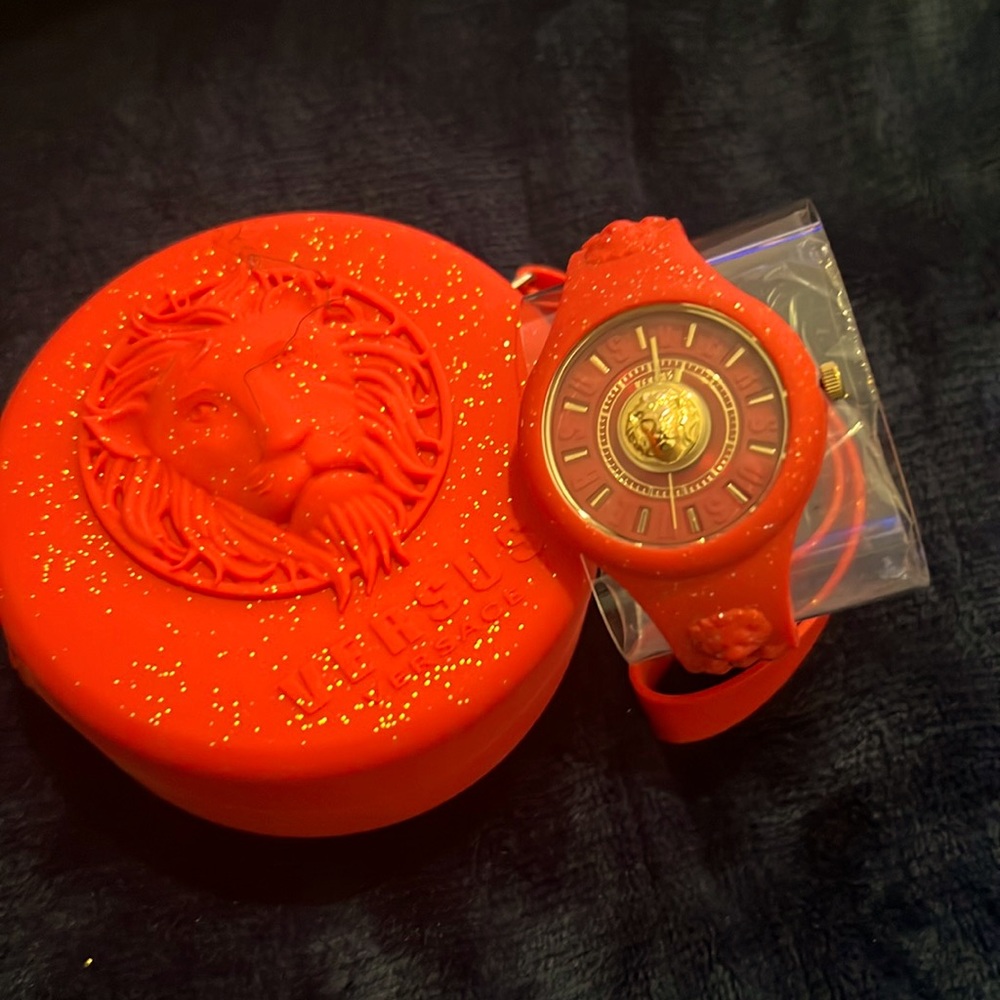 NWOT Versace versus watch red